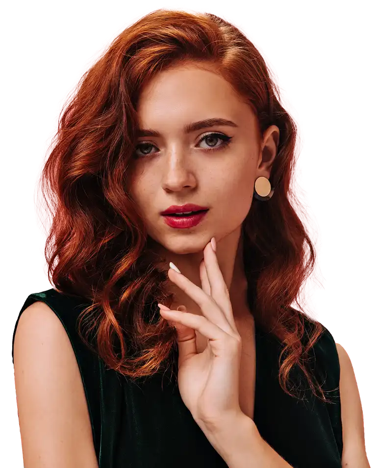 green-eyed-woman-velvet-outfit-looks-front copy 1